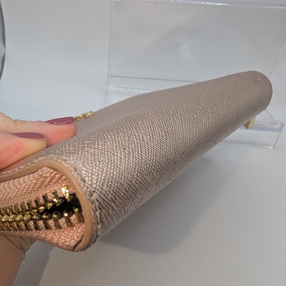 Tory Burch Rose Gold Wallet - Picture 4 of 4